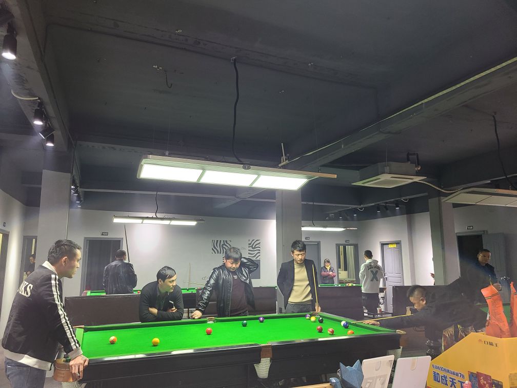 老球馆台球俱乐部。