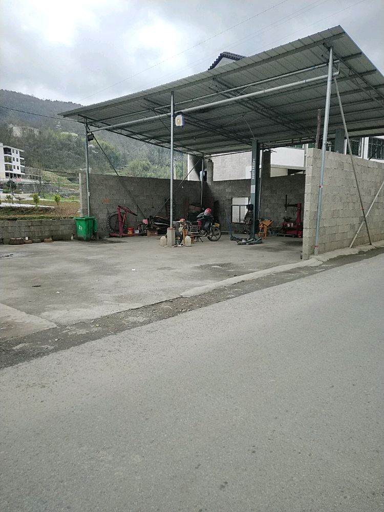 武隆区双河镇佳玲汽修