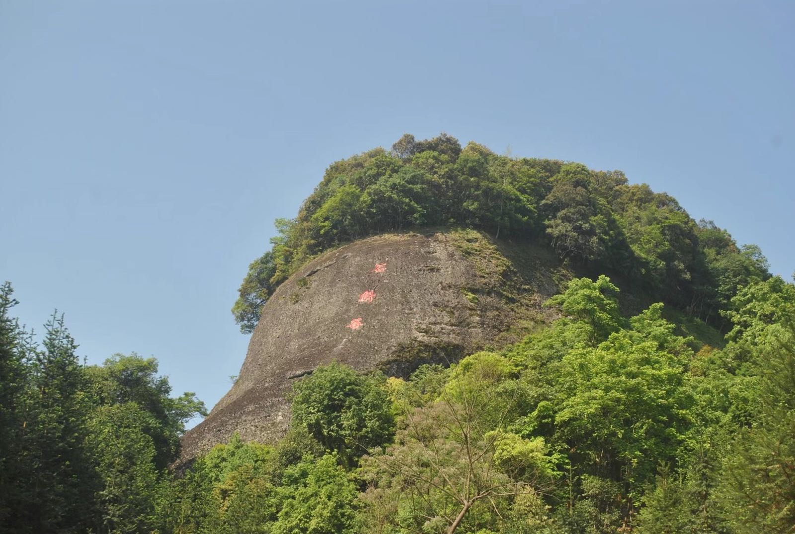 龙南市石斛谷风景区