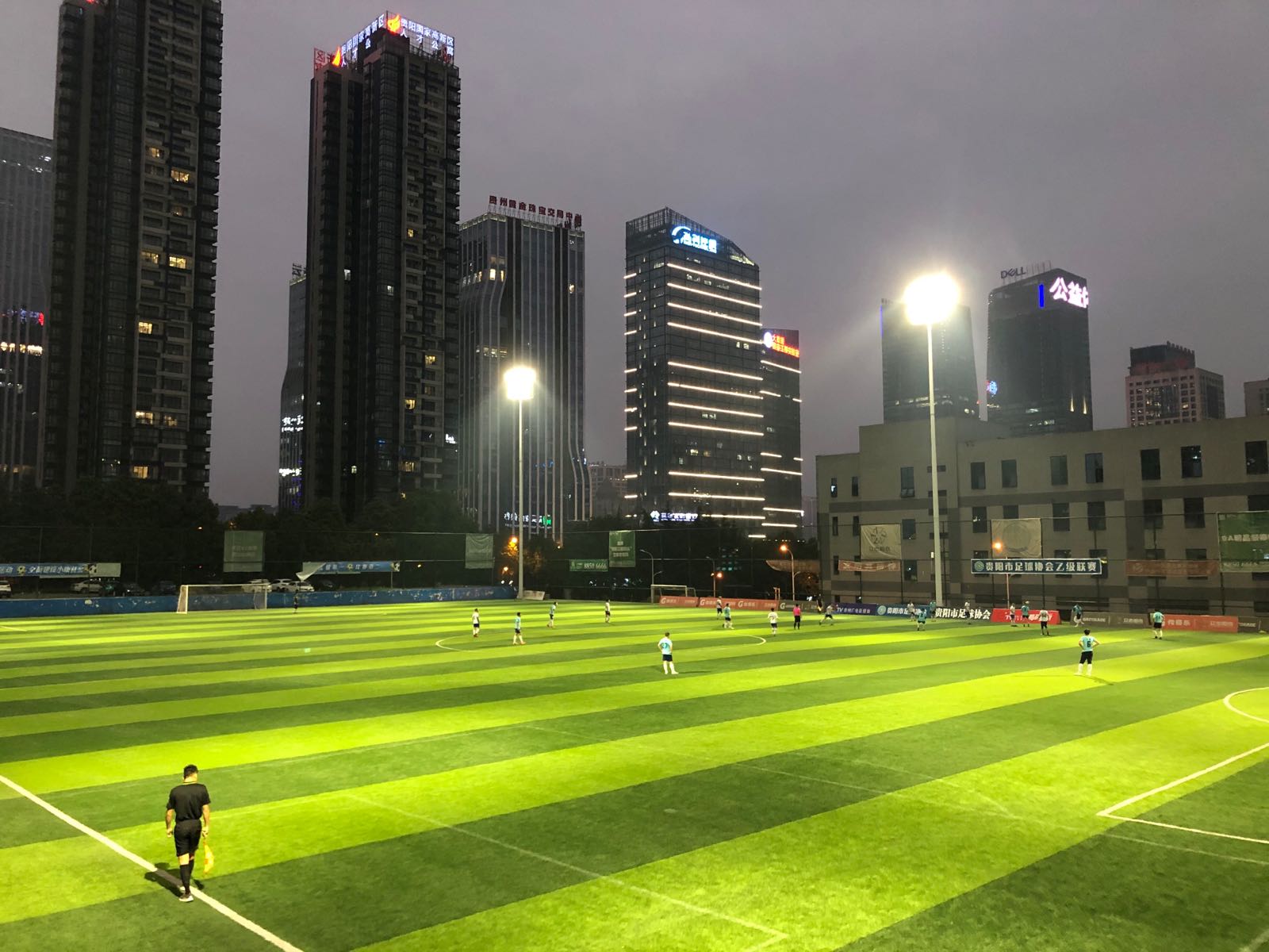 林泉足球公园