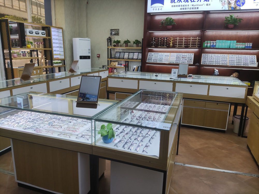 新视界眼镜(古城路店)