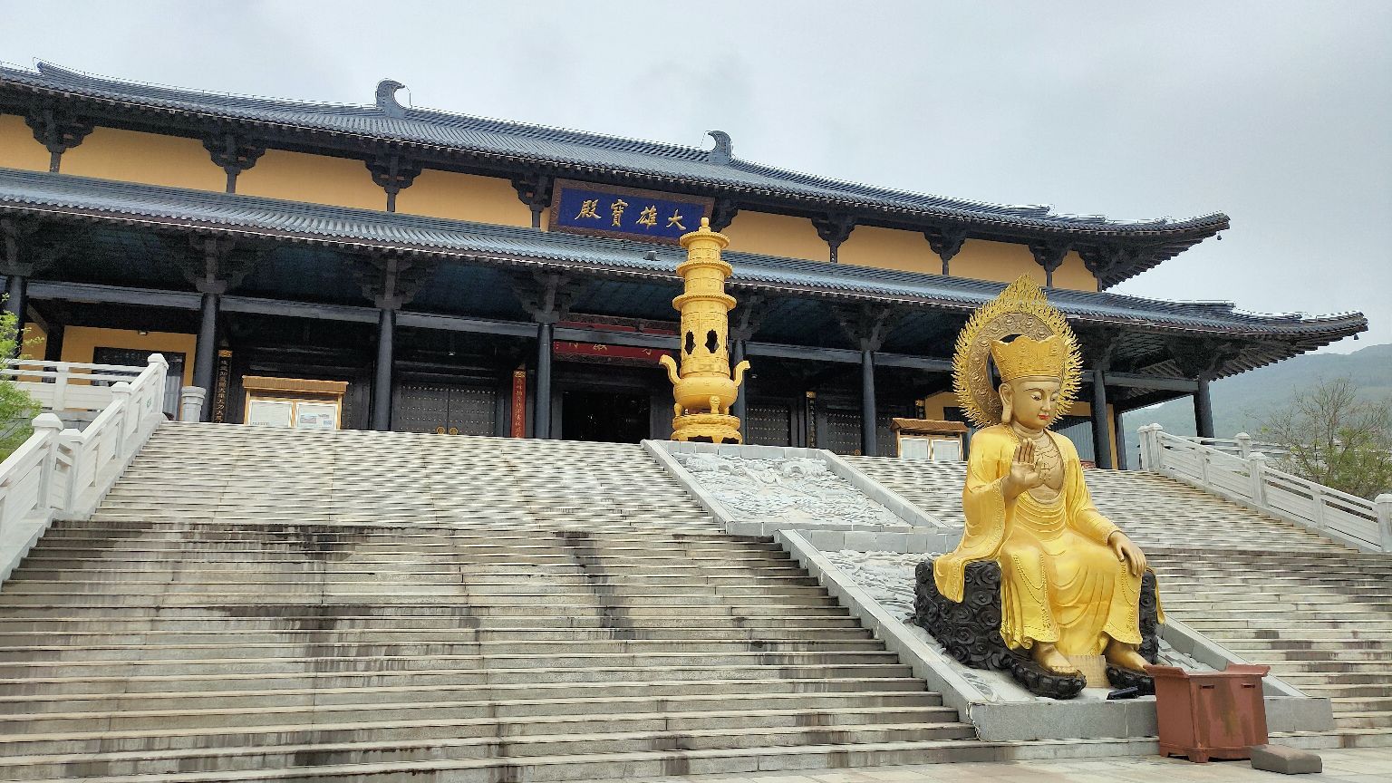 地址(位置,怎么去,怎么走):  江苏省连云港市连云区宿城街道新光路