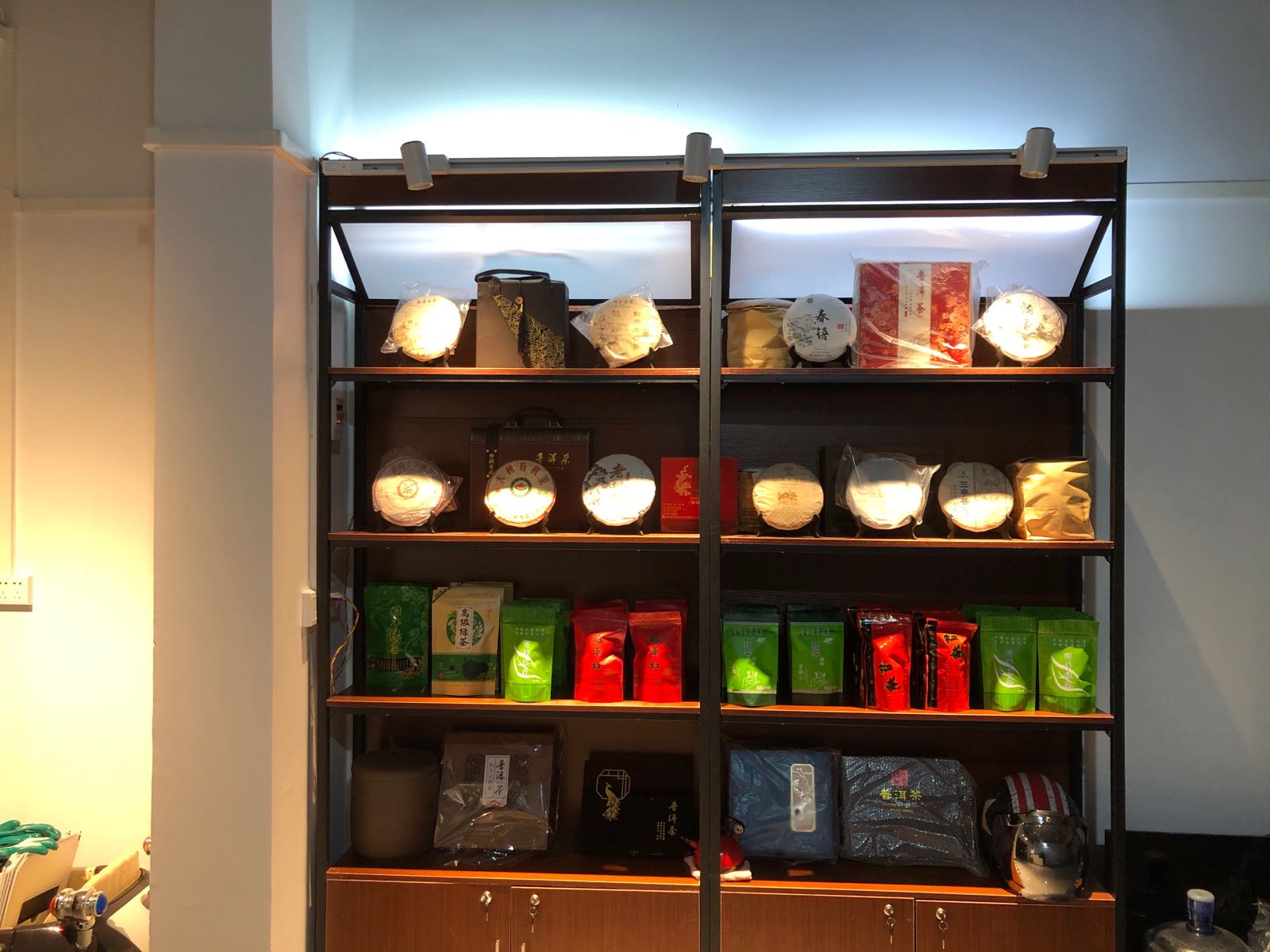 泉水叮咚城市生活服务