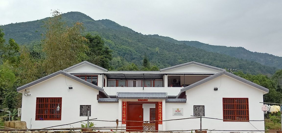 防城港市峒中酒业有限公司
