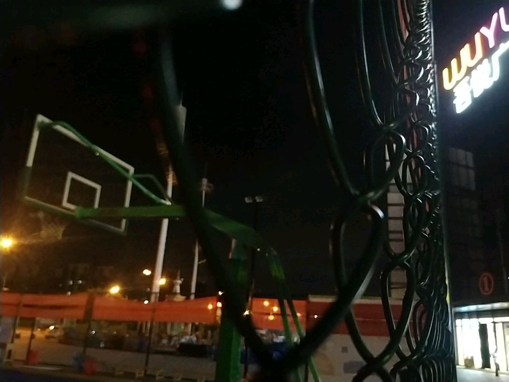 吾悦篮球场(桂林吾悦广场店)