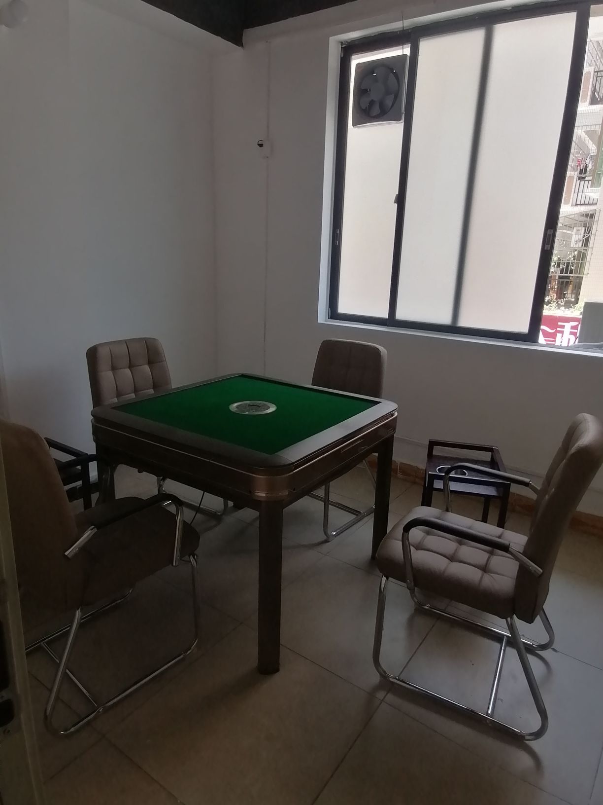 万贯棋牌房