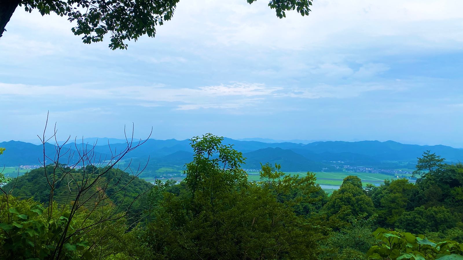普静寺大殿