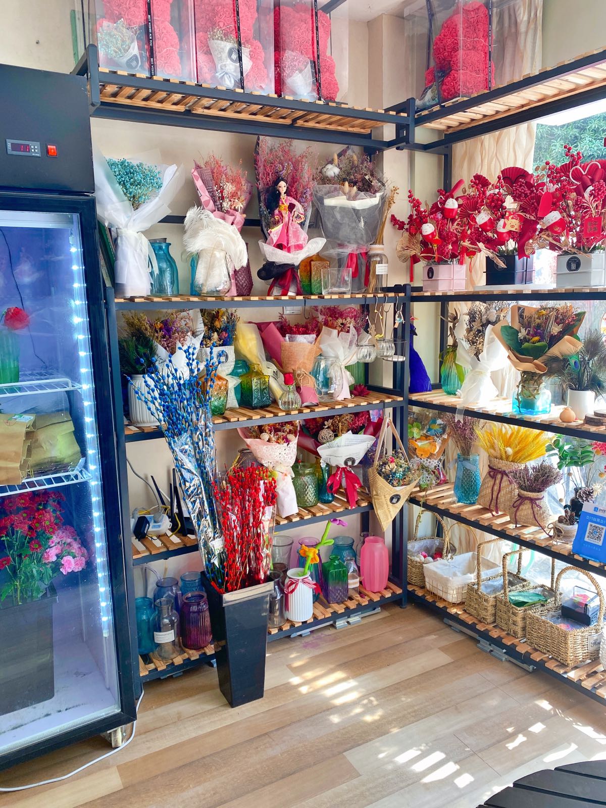 馨相伴花艺鲜花店