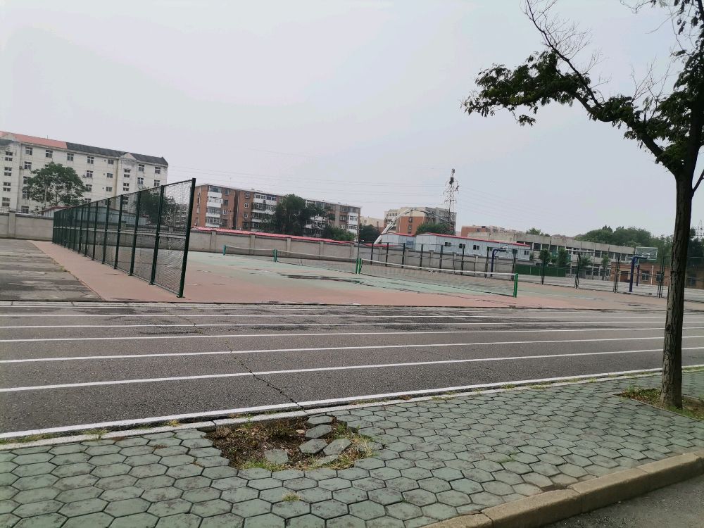 河北工业大学-红桥校区南院体育场
