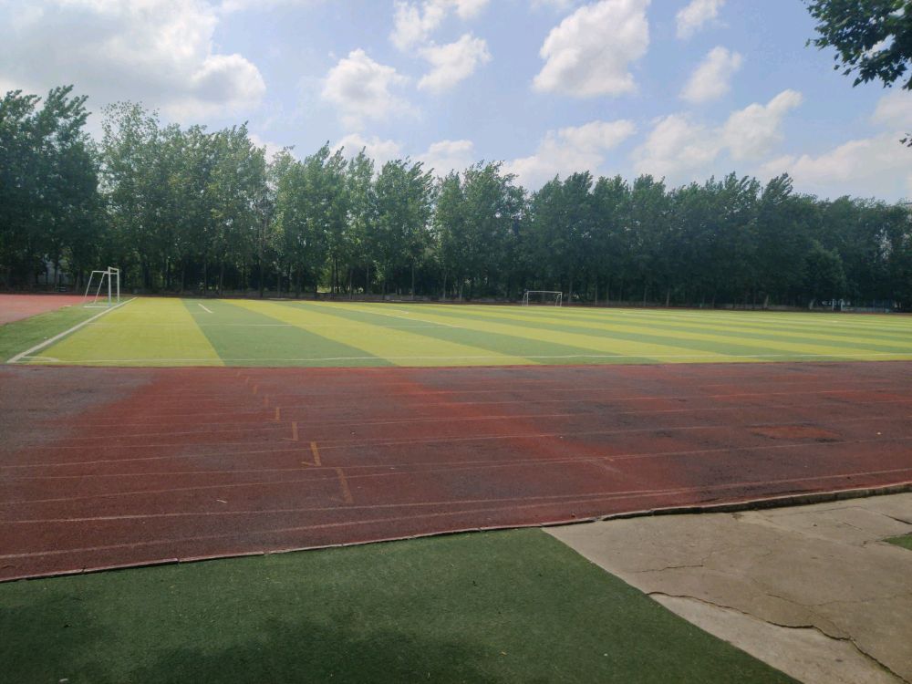 阜阳师范大学学信息工程学院-足球场
