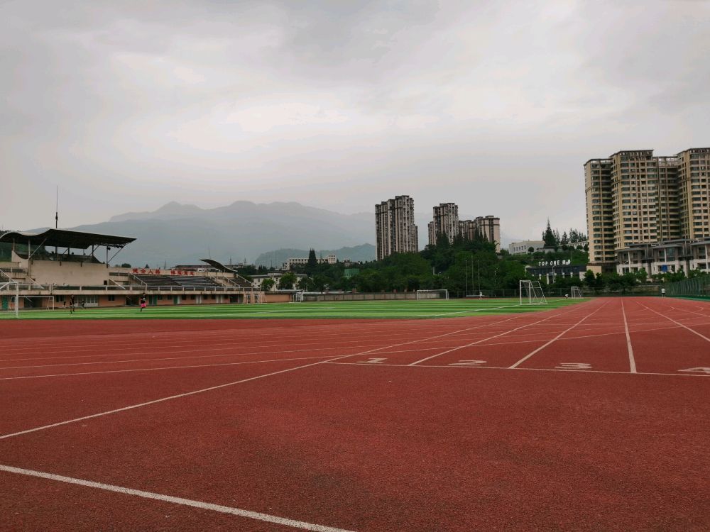 四川农业大学-新区操场