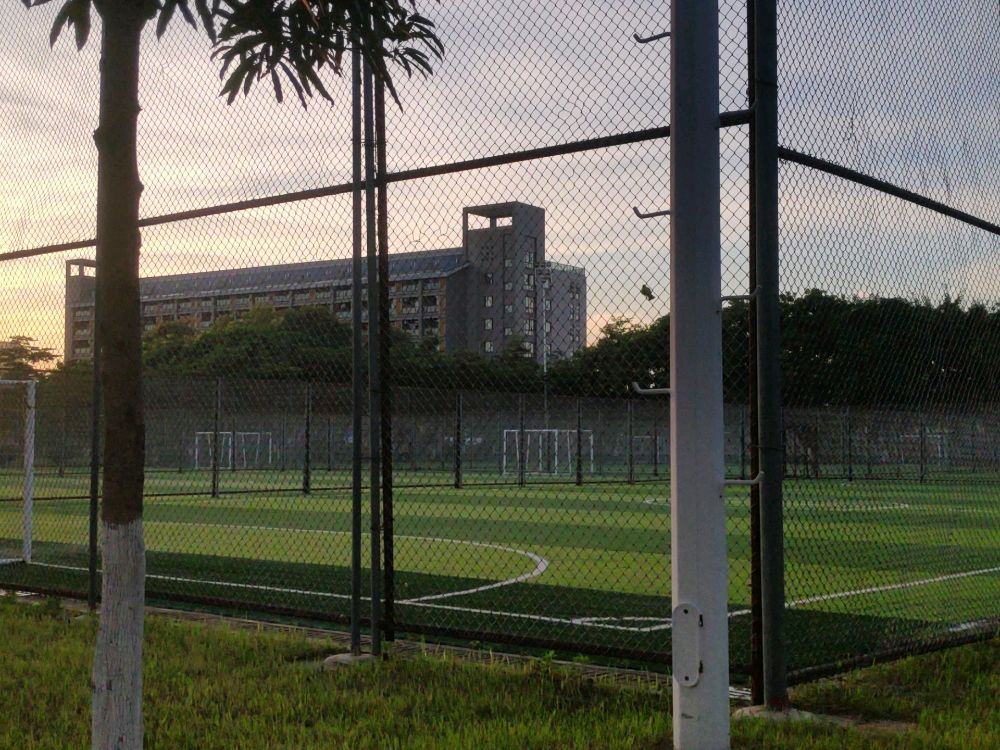 南宁学院-足球场