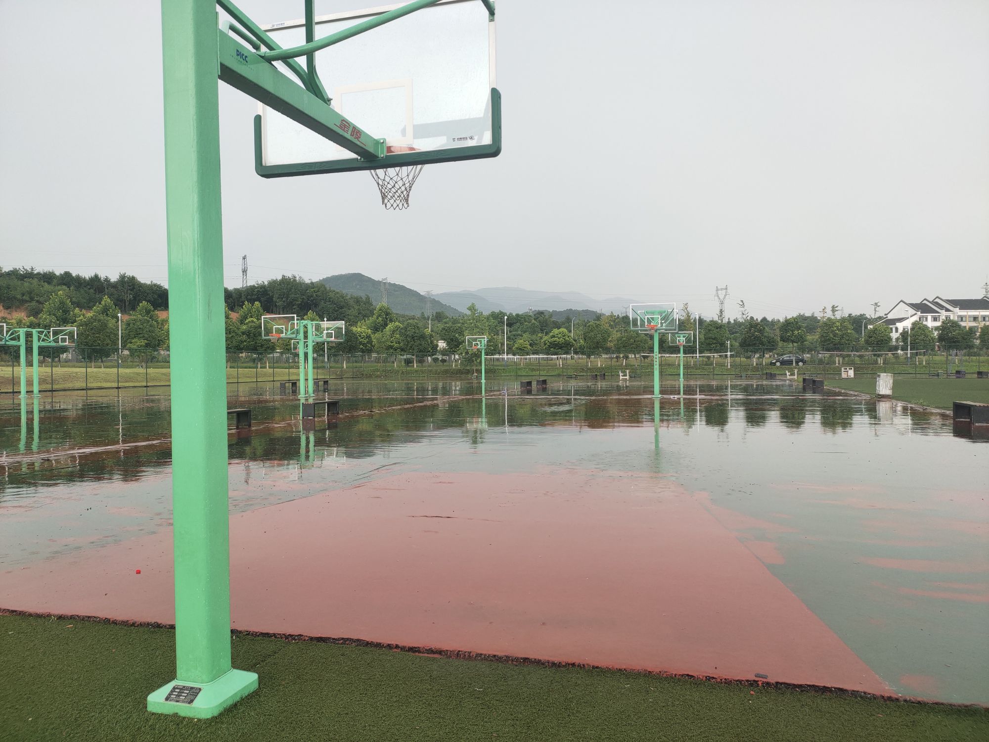 池州学院-篮球场