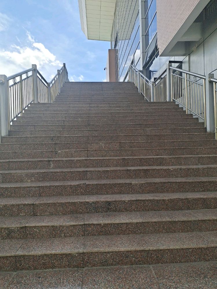 铜仁学校(川硐校区)-体育馆