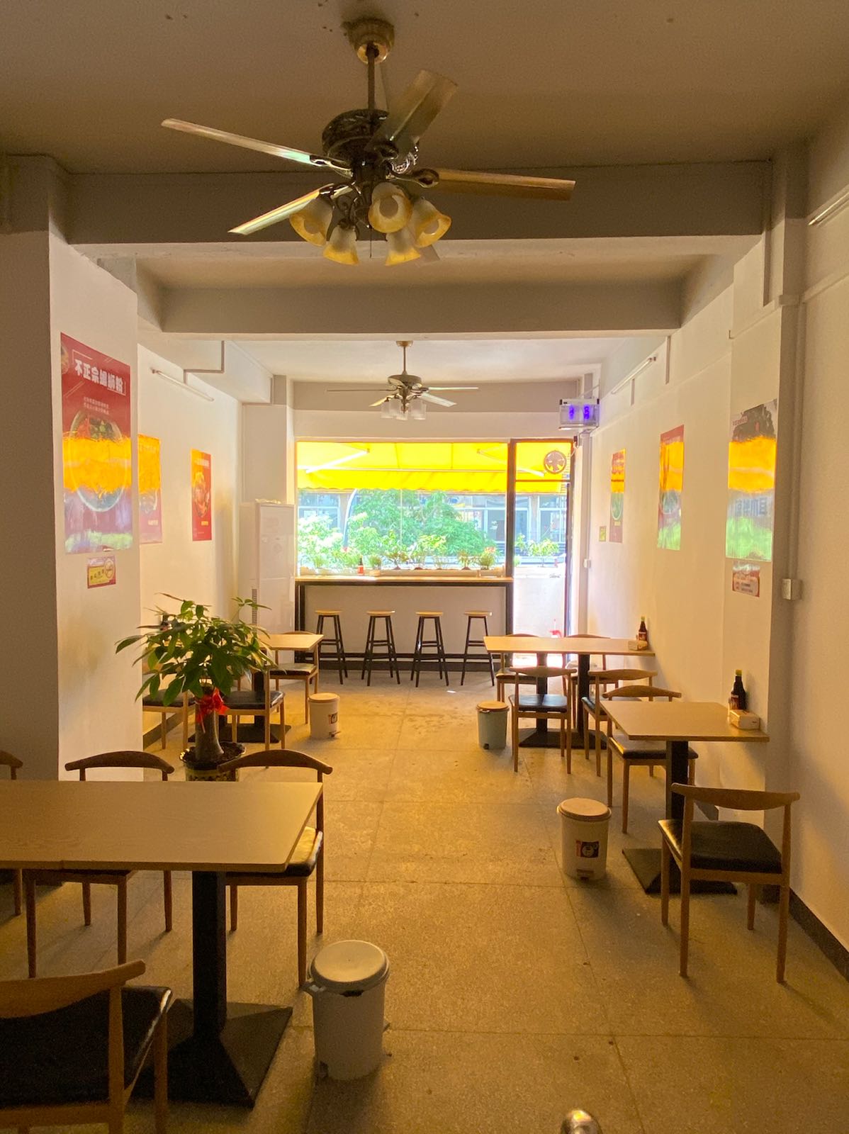 不正宗螺蛳粉(上元春店)