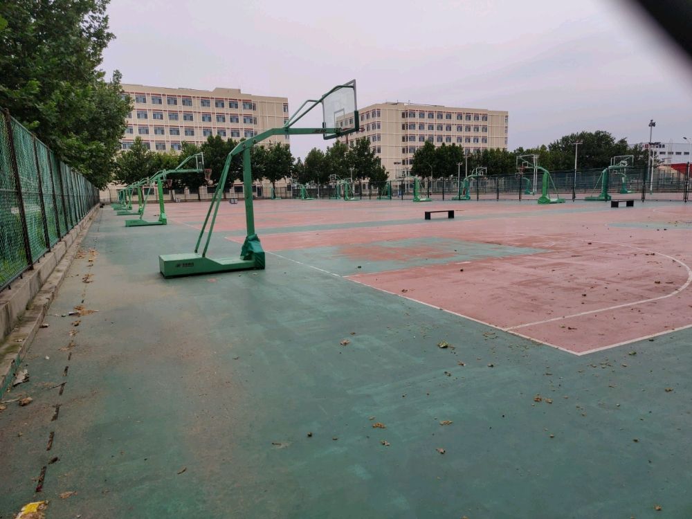 廊坊师范学院-篮球场