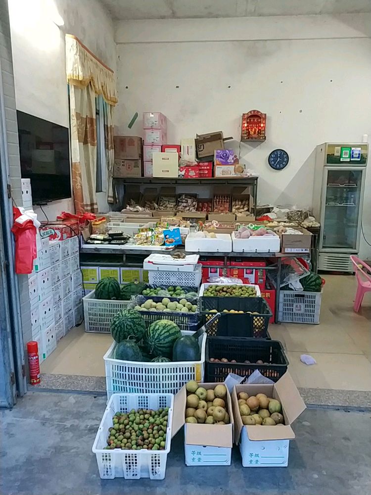 克锋亚霞水果店
