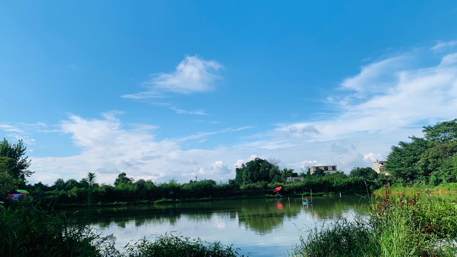 月半湾生态休闲钓场
