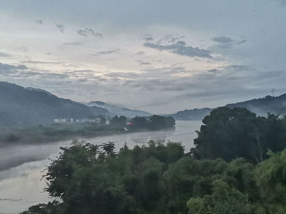 黄山市歙县零零四县道