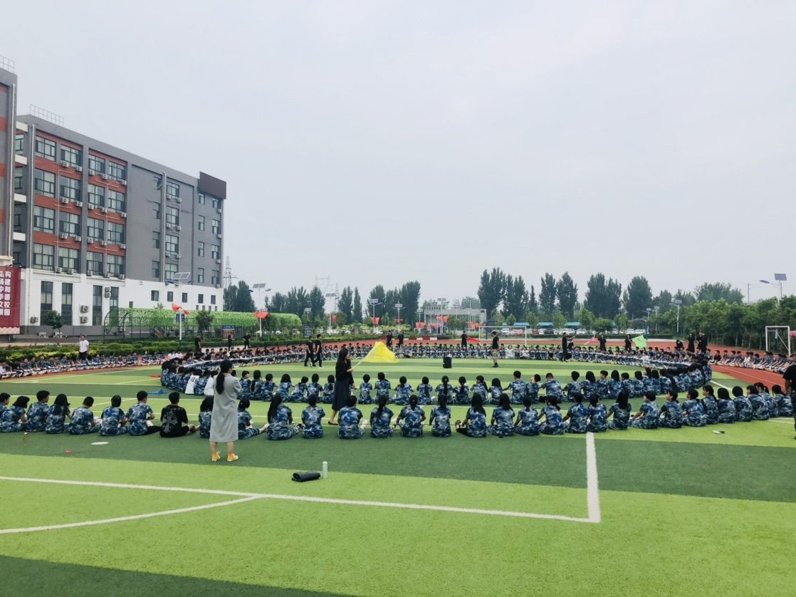 邯郸市中科传媒学校停车场-出入口