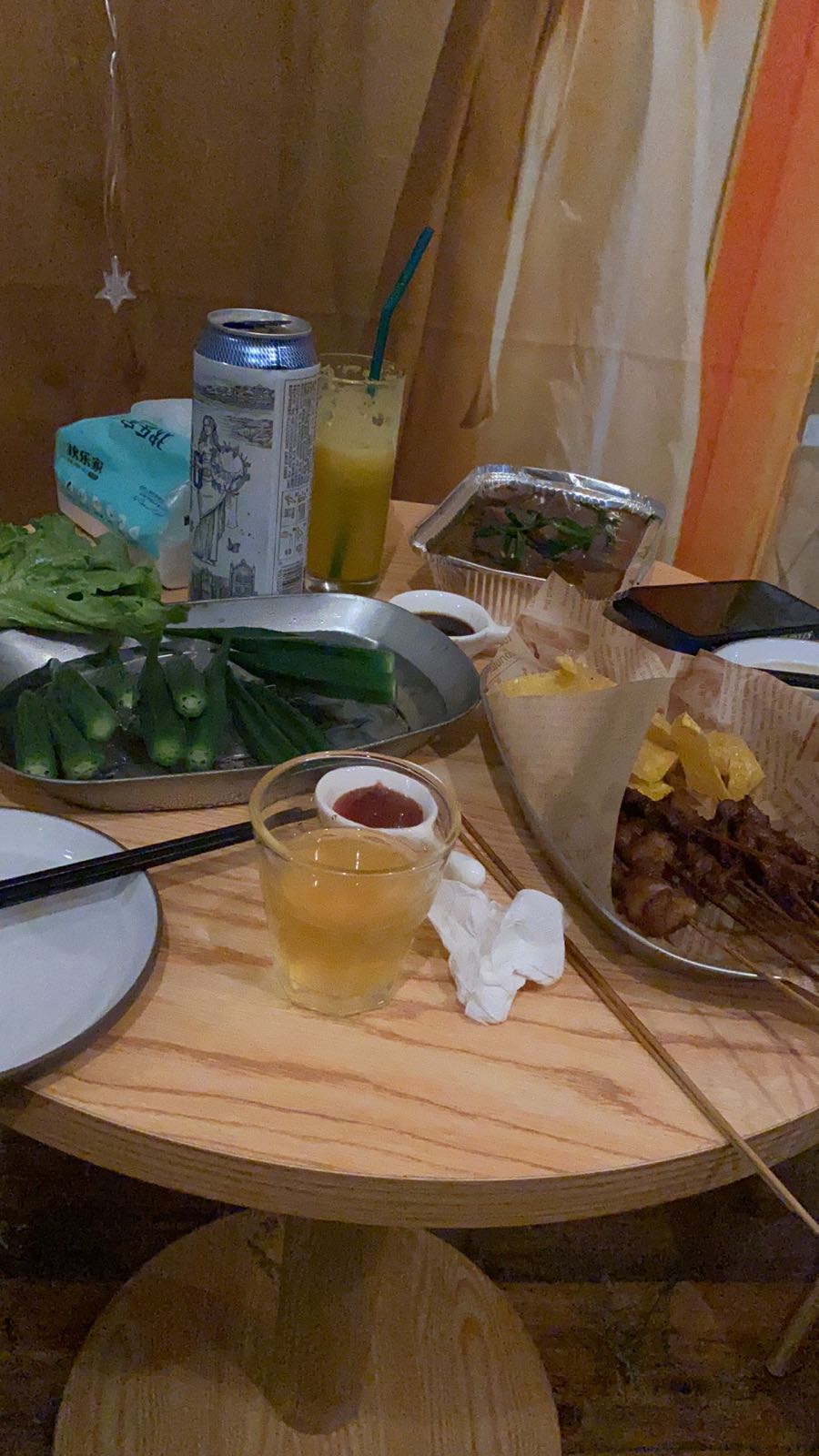 里巷友人休闲吧