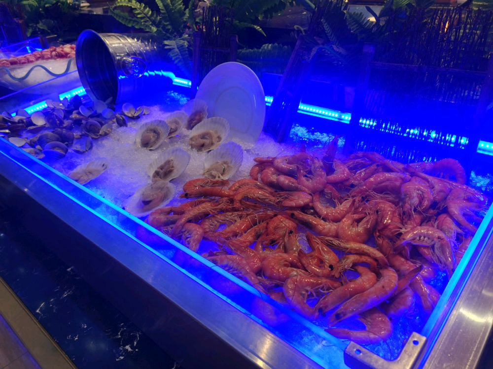 鲸鱚海鲜牛排自助