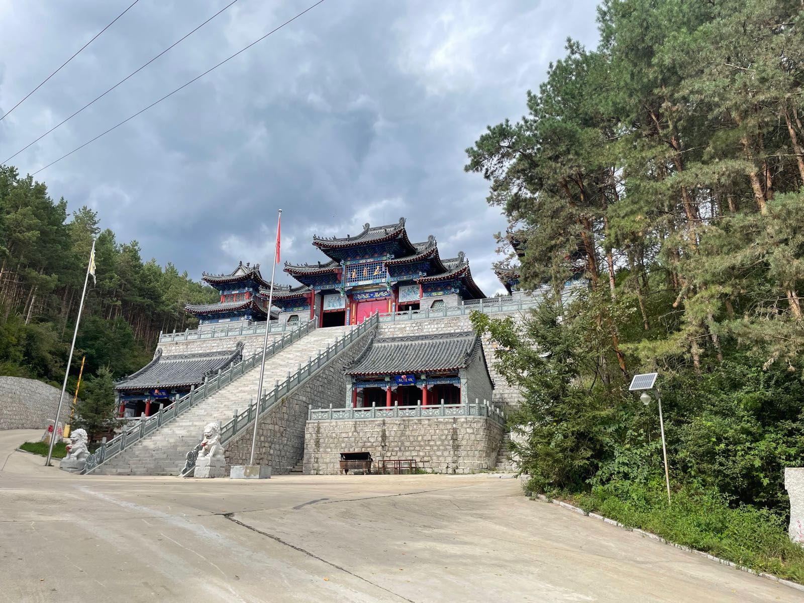 五龙宫