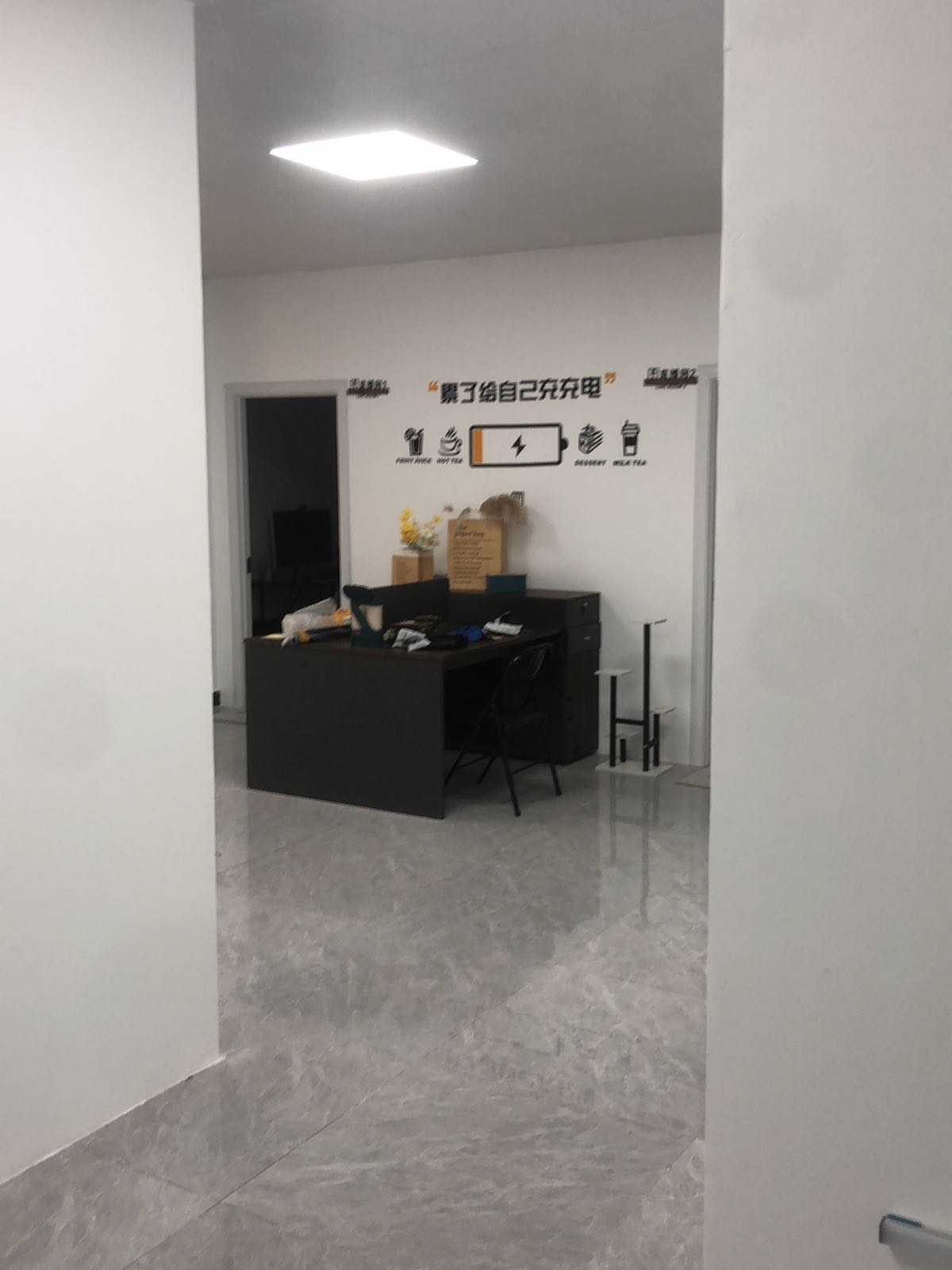 南阳市蜡笔化广场传媒有限公司