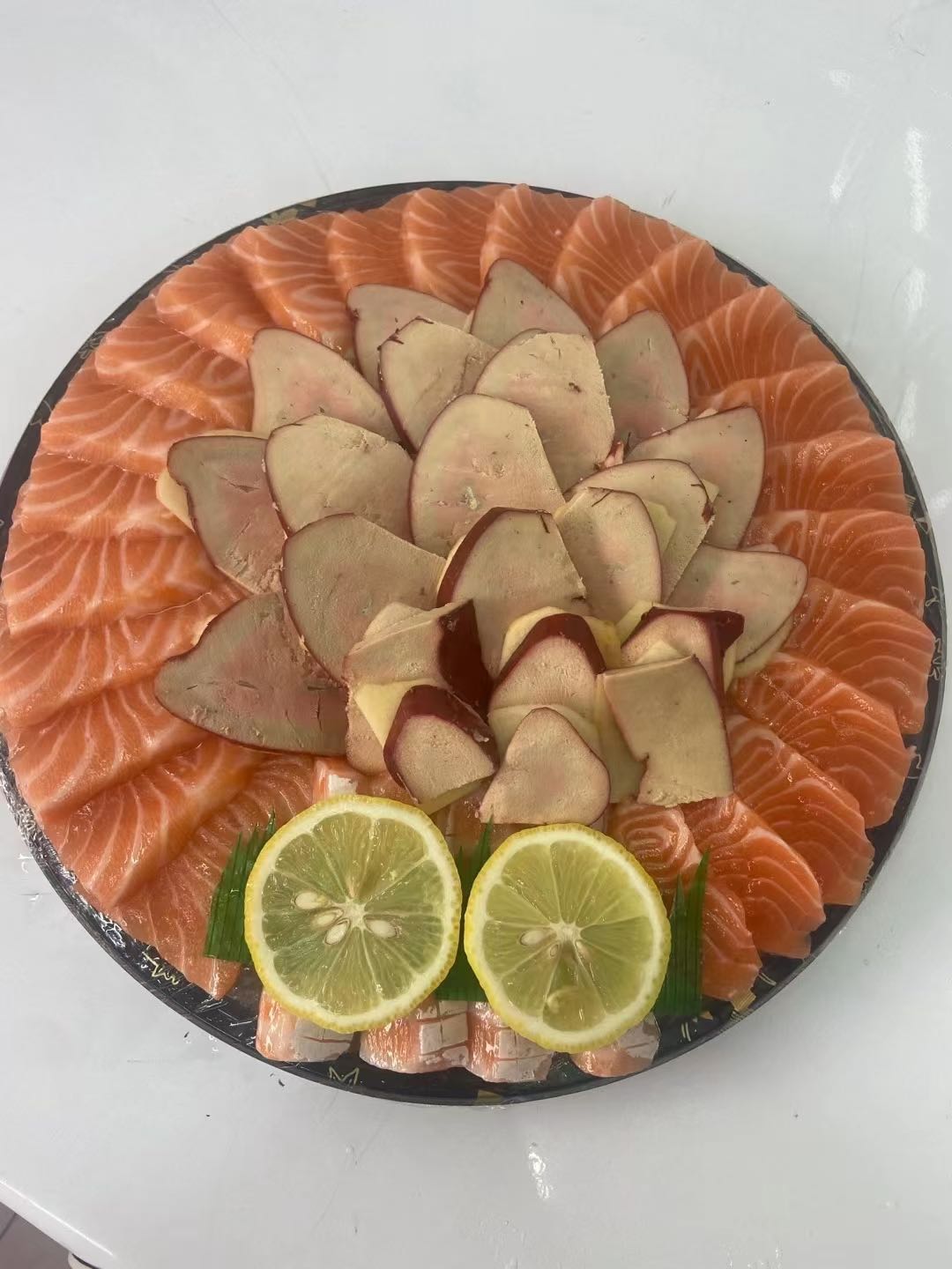 亿记三文鱼(新天地中邦装饰广场店)