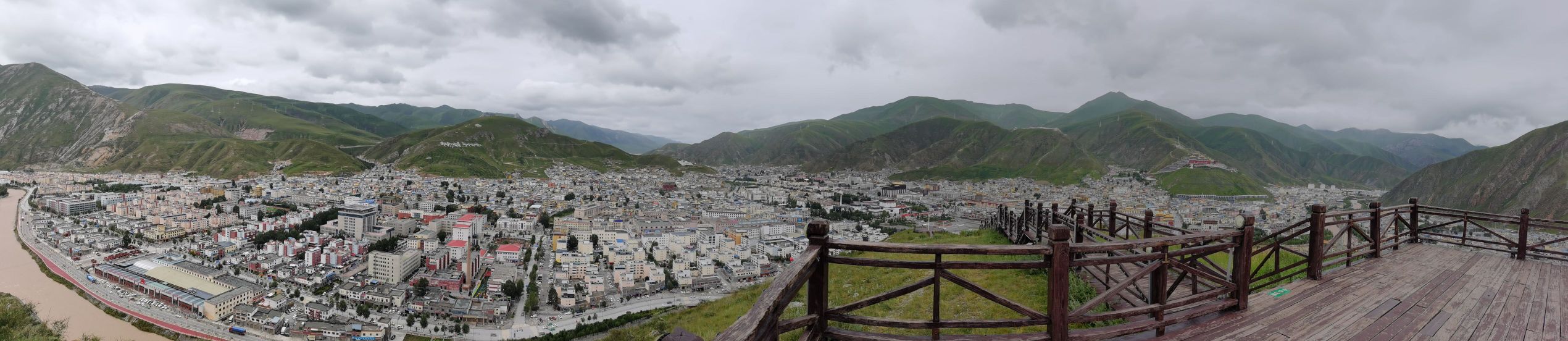 当代山观景台