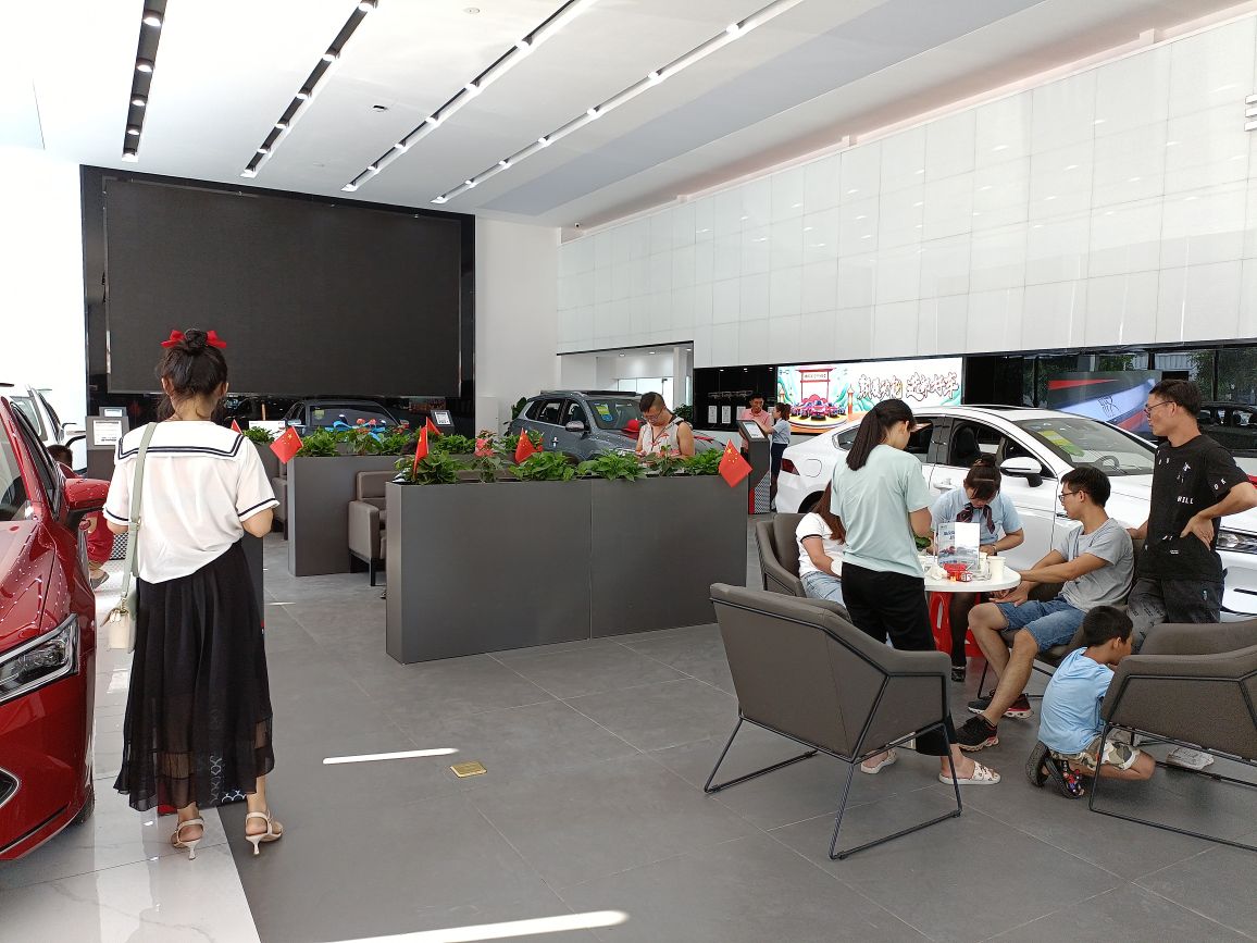 比亚迪汽车王朝网(梧州盛世开元4S店)