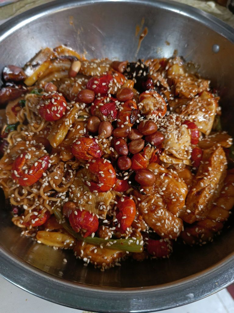 名佬麻辣香锅(感恩广场店)