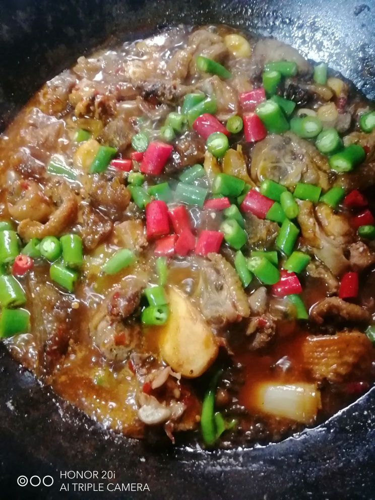 张怀寨农加酒店楼