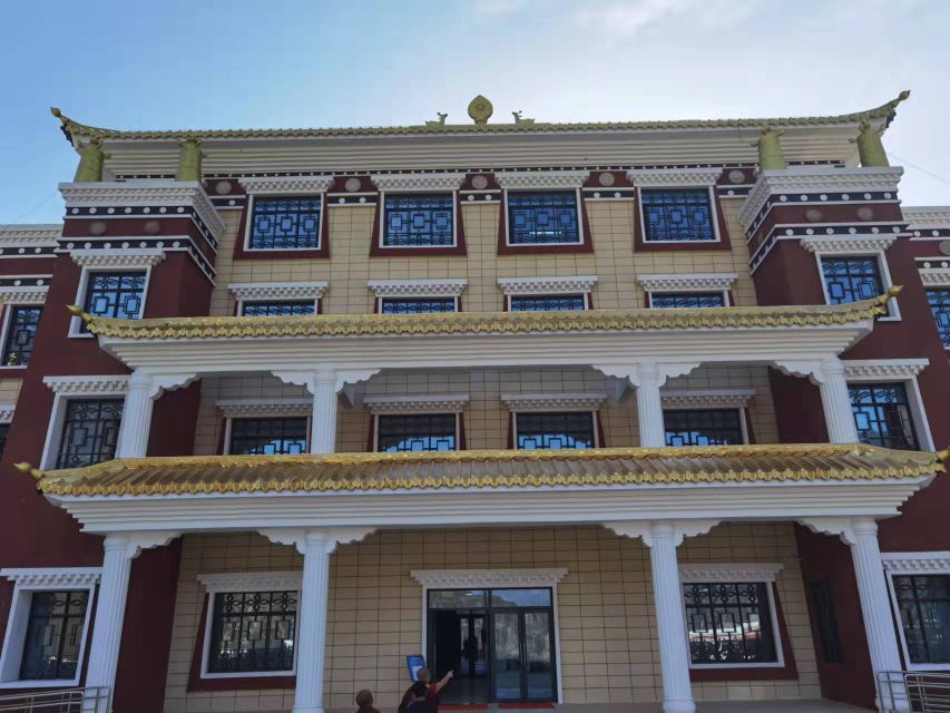 四川藏语佛学院(阿坝分院)