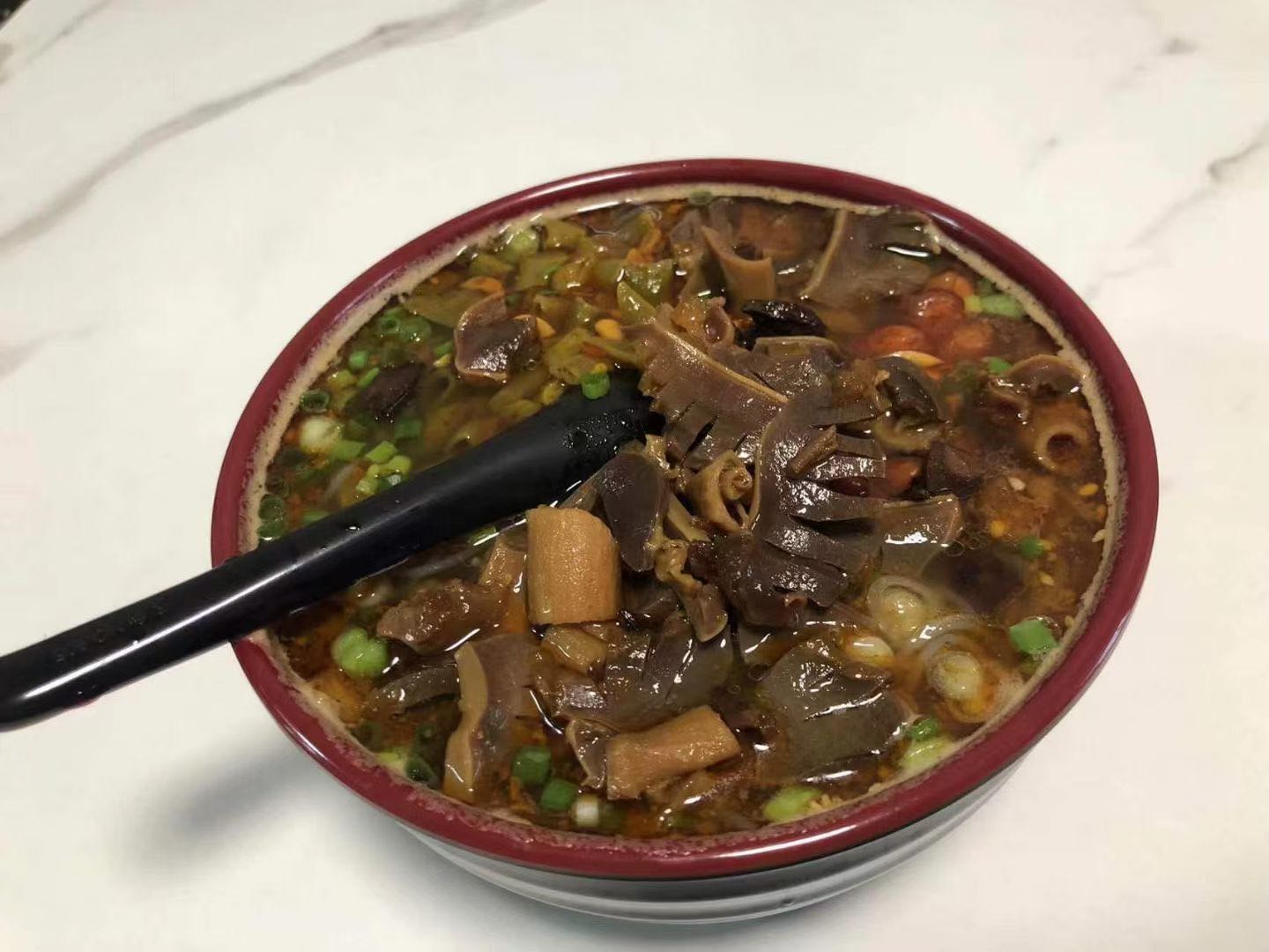 乐乐小嘴巴酸辣粉(红旗店)