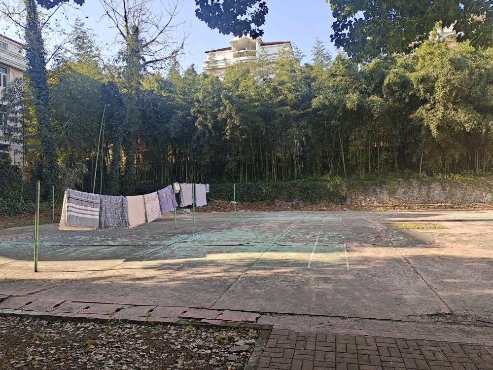 南京工业大学(江浦校区)-东苑宿舍羽毛球场