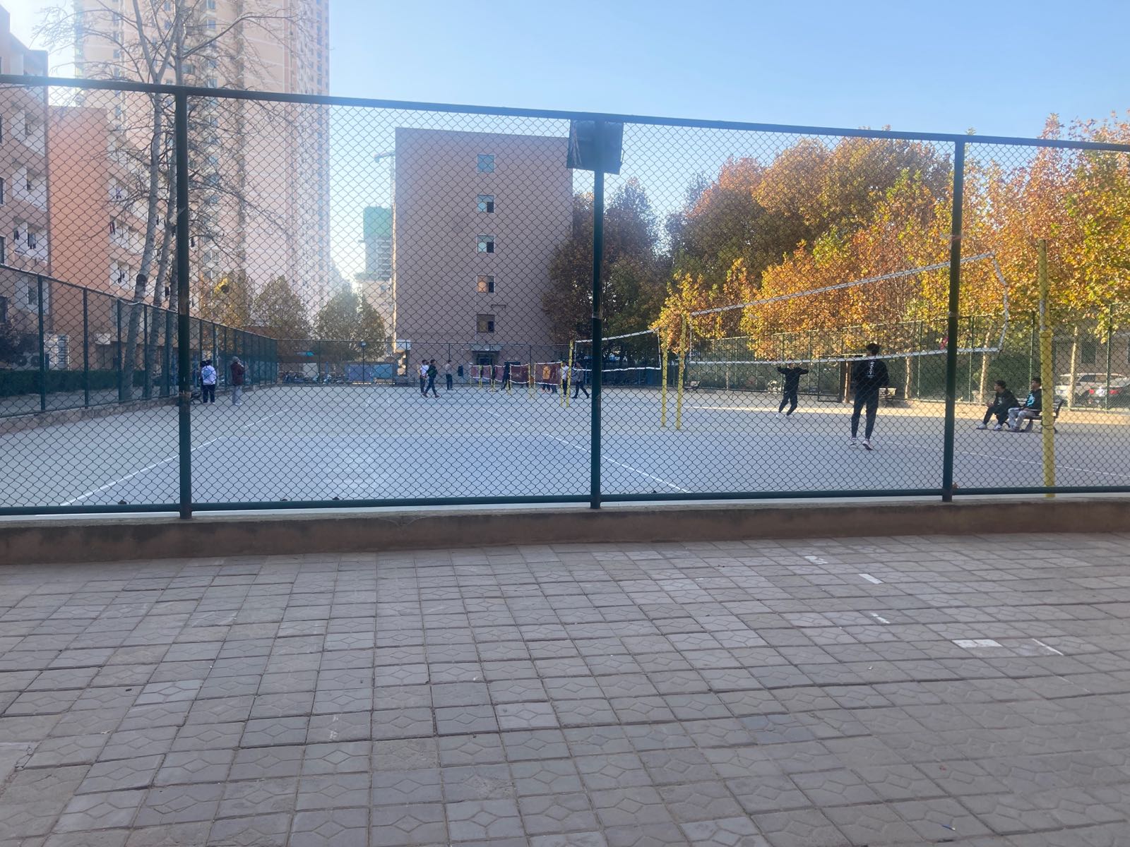 华北水利水电大学-羽毛球场