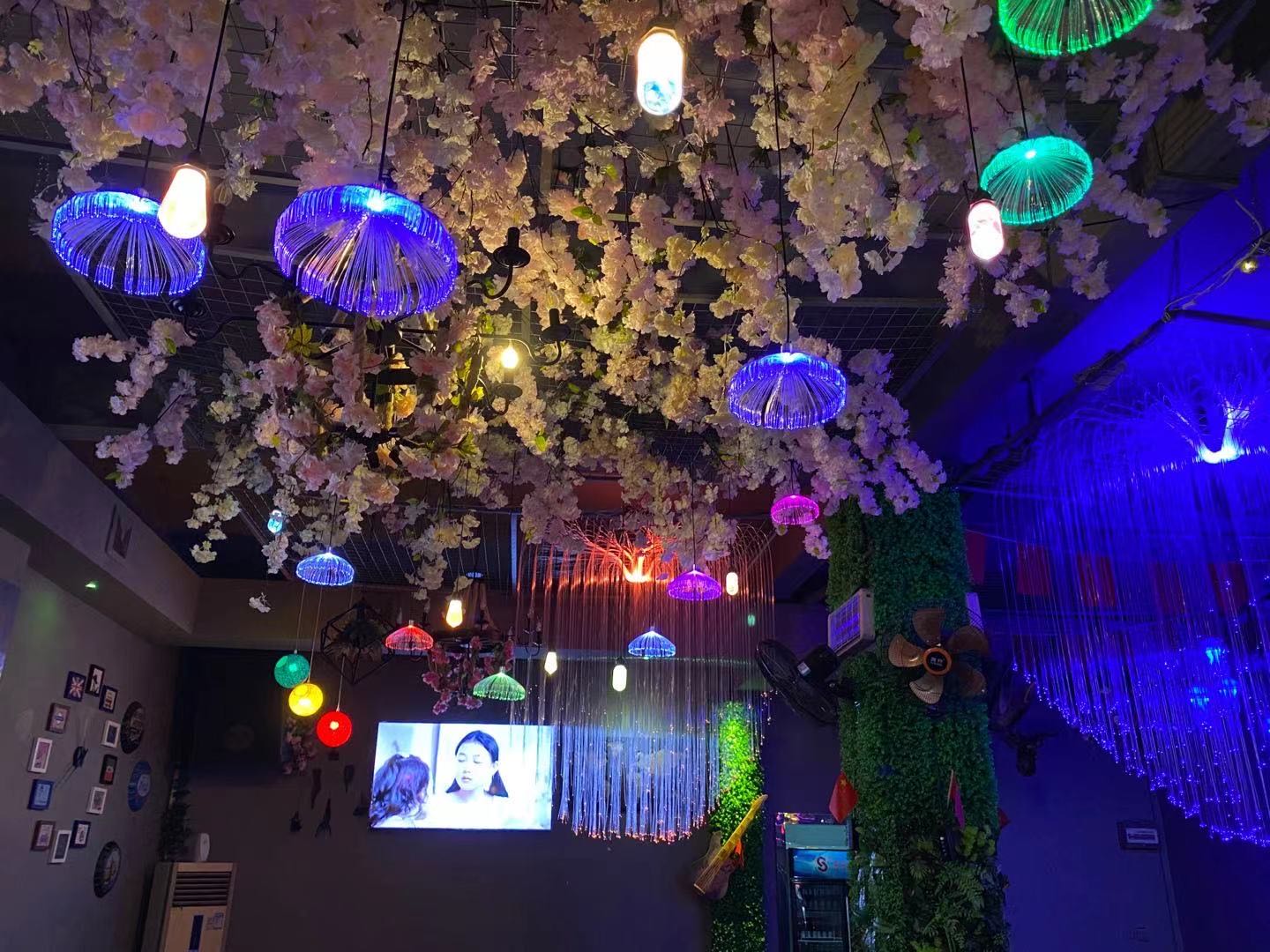 君澜酒馆