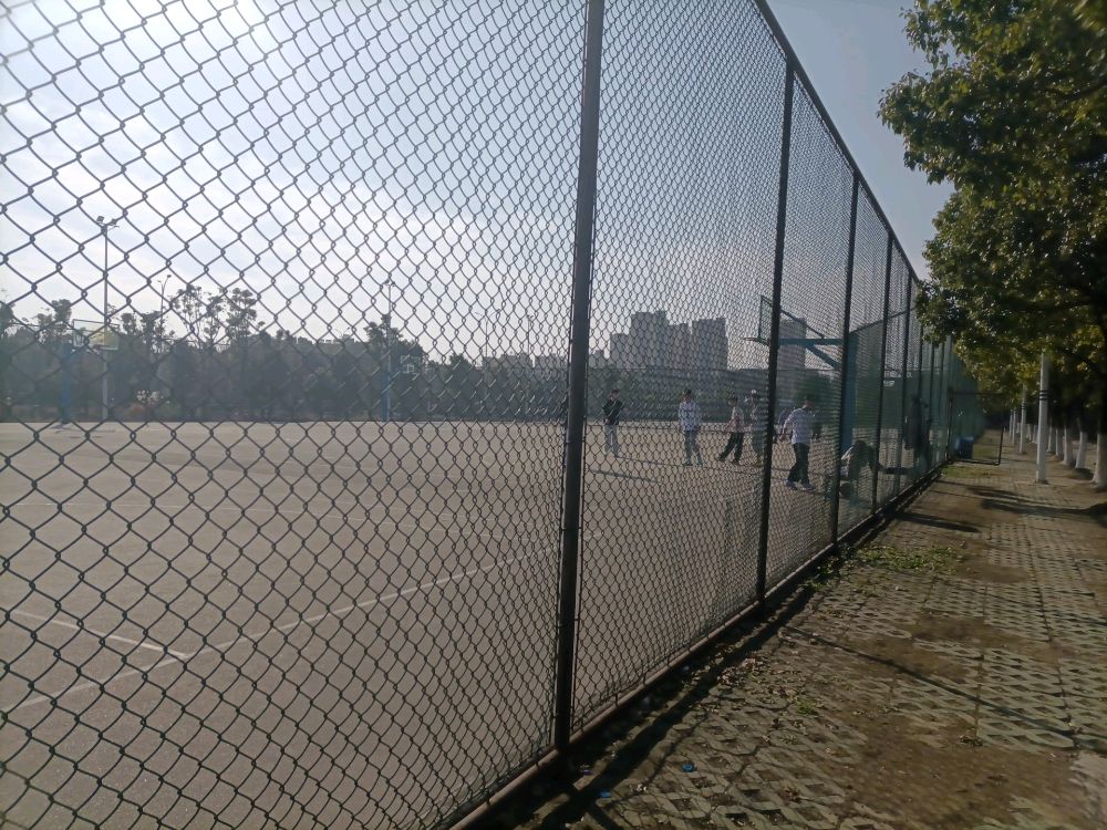 安庆师范大学(龙山校区)-南门篮球场