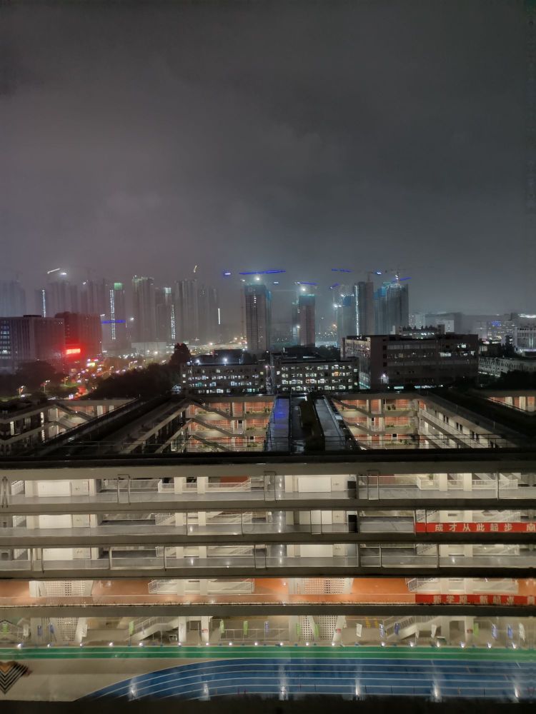 深圳大学附属实验中学