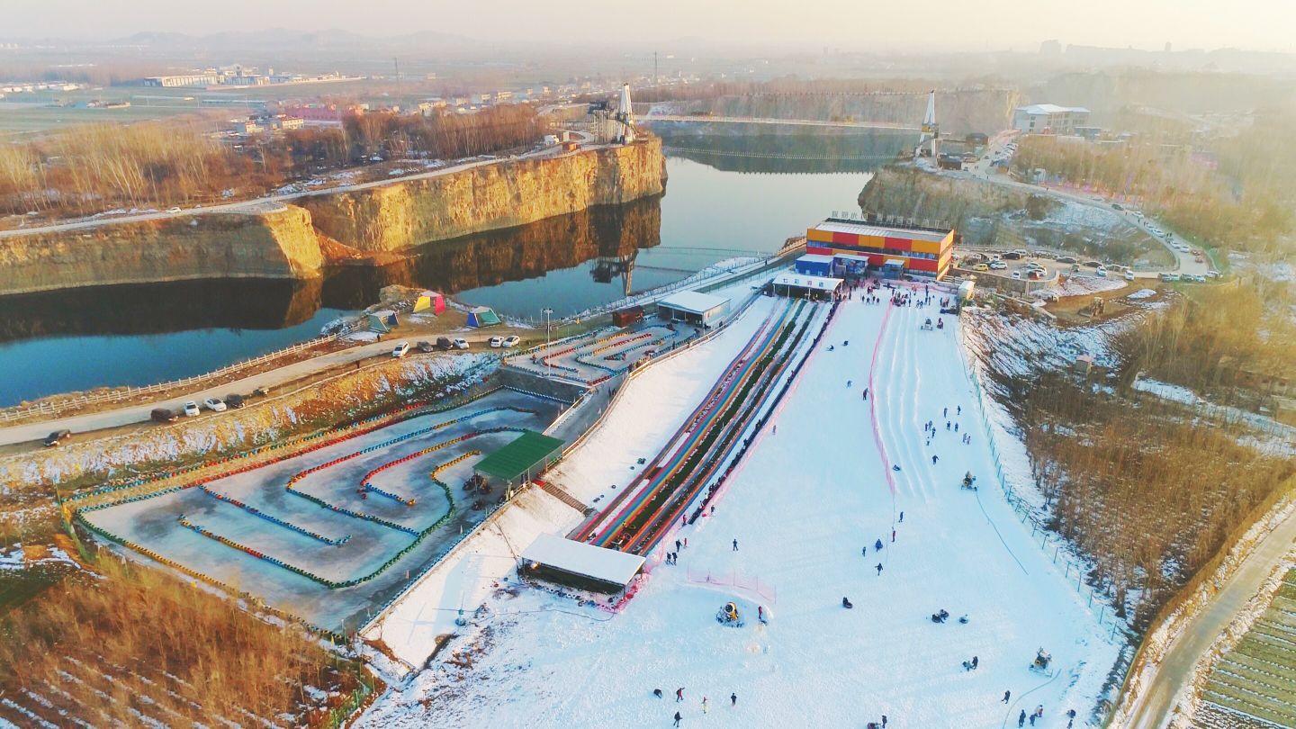 白虎山滑雪场