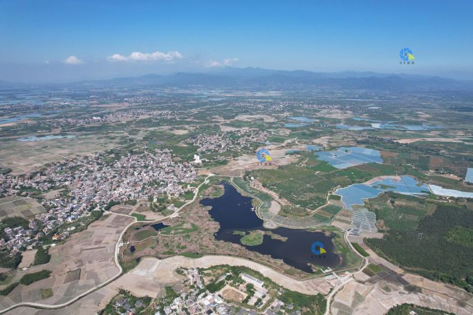 九所镜湖村湿地公园