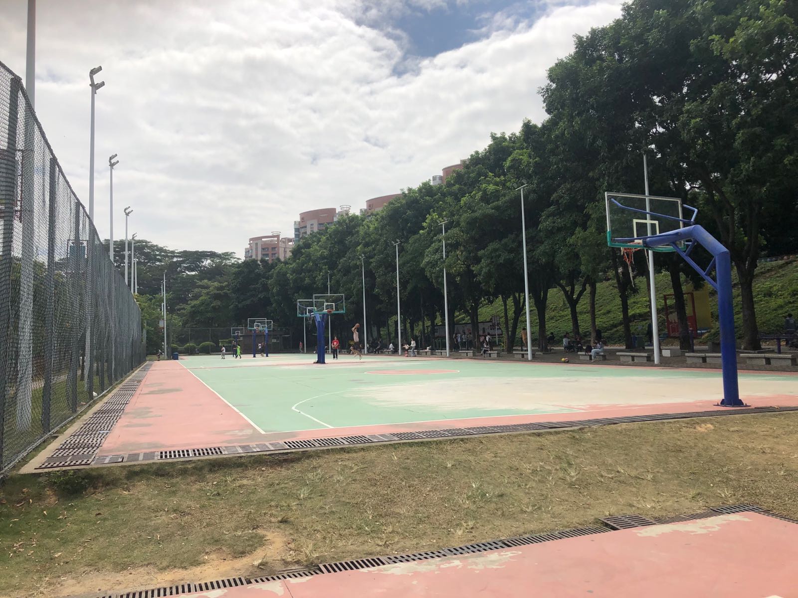 常平铁路公园-篮球场