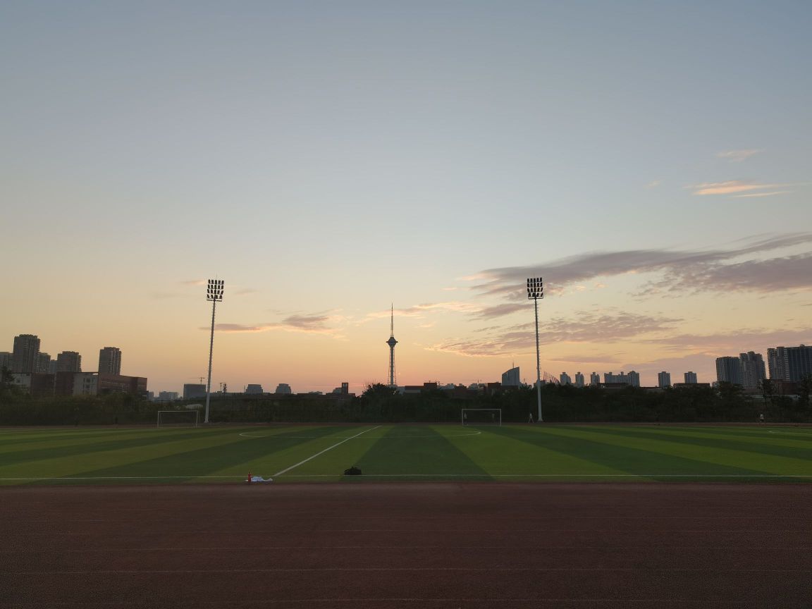 湖南工业大学简易田径场