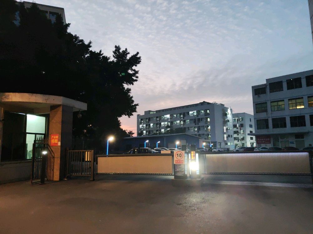 福建省周麻婆餐饮管理有限公司