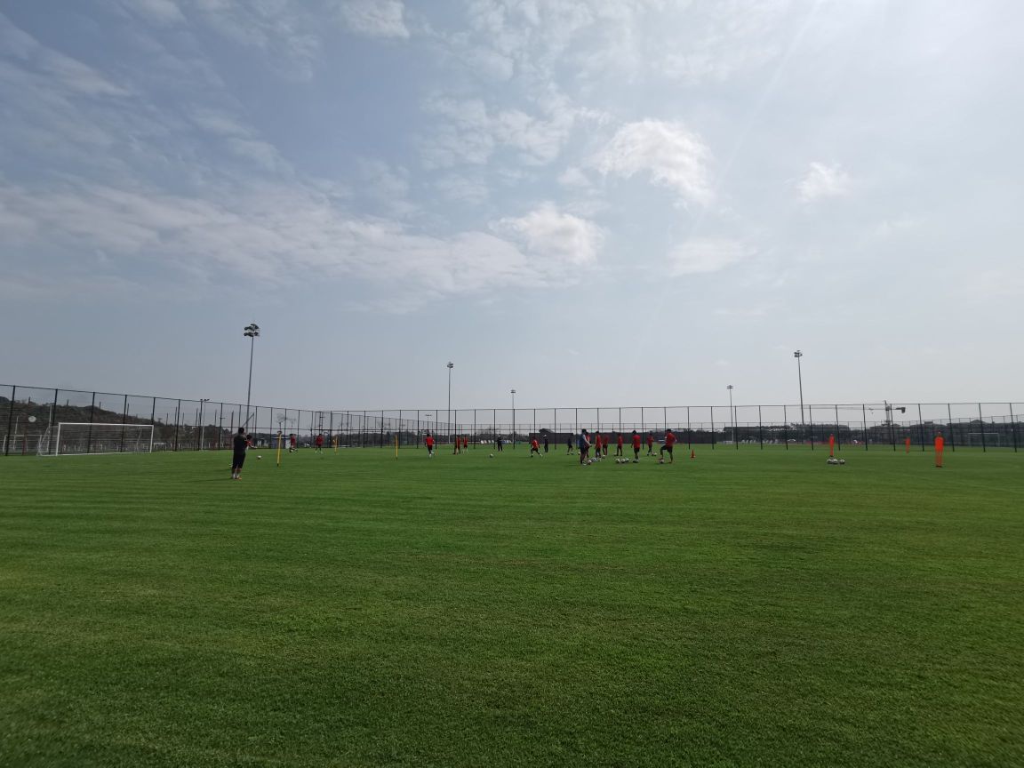 九凌湖足球训练基地