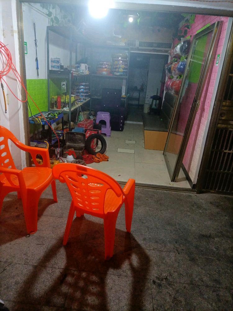 小钟电动车维修店