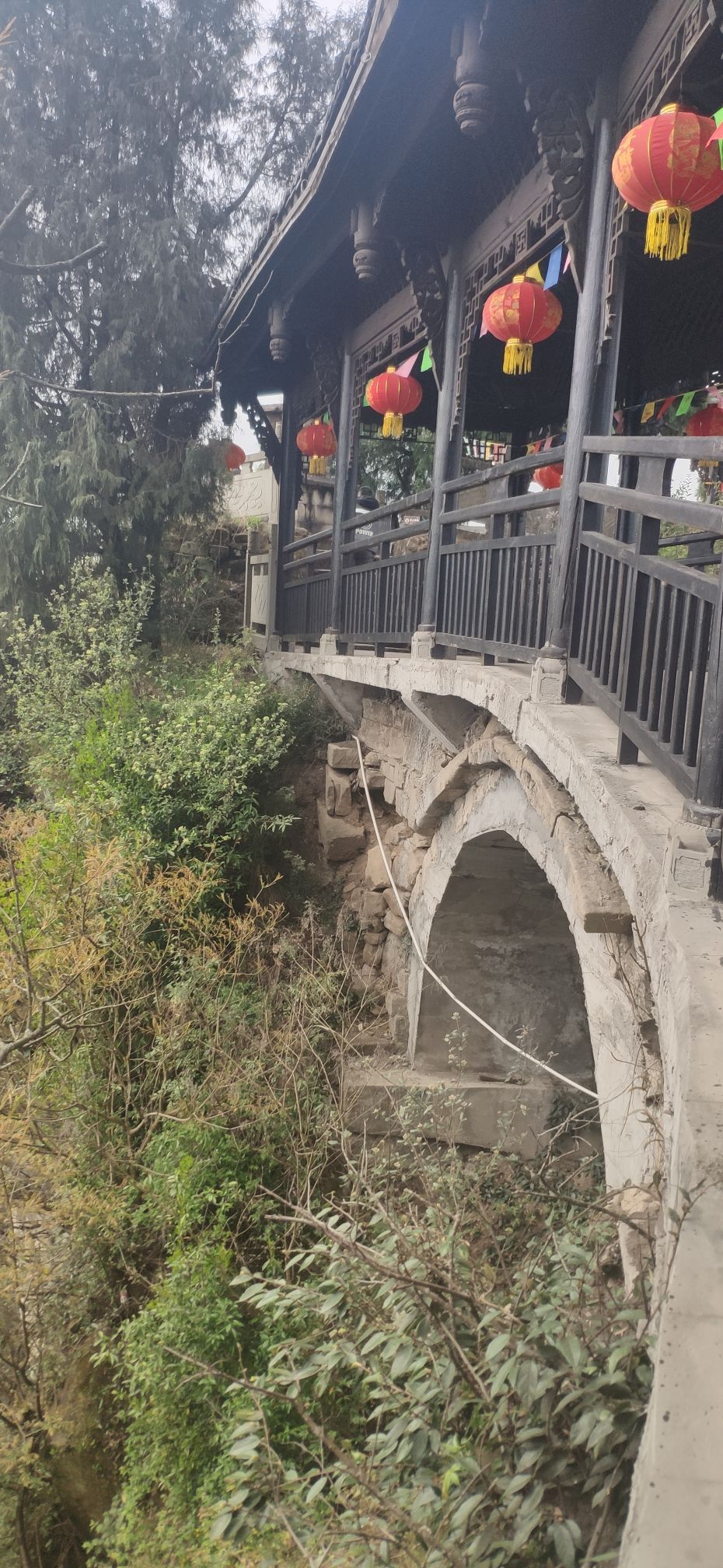 巴灵台旅游风景区