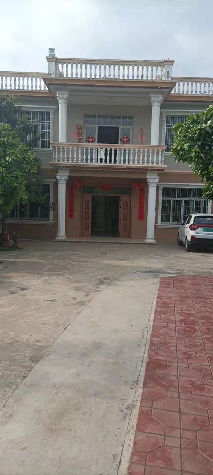 山边休闲庄