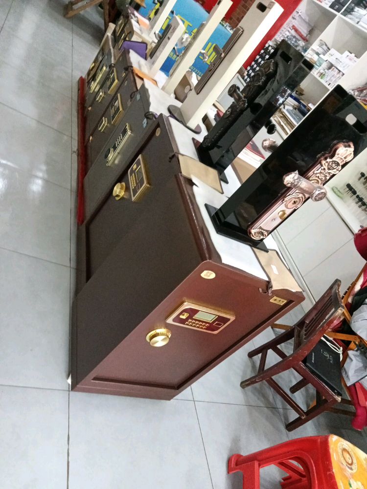 陈氏锁业-专业配汽车钥匙